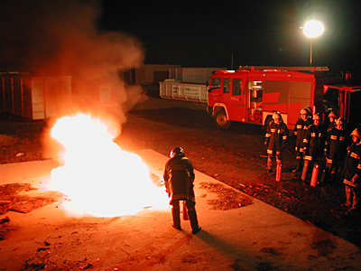 aa_uebung_feuerloescher.jpg